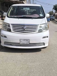 تويوتا الفارد • ٧ راكب • مكينه ٢٤٠٠