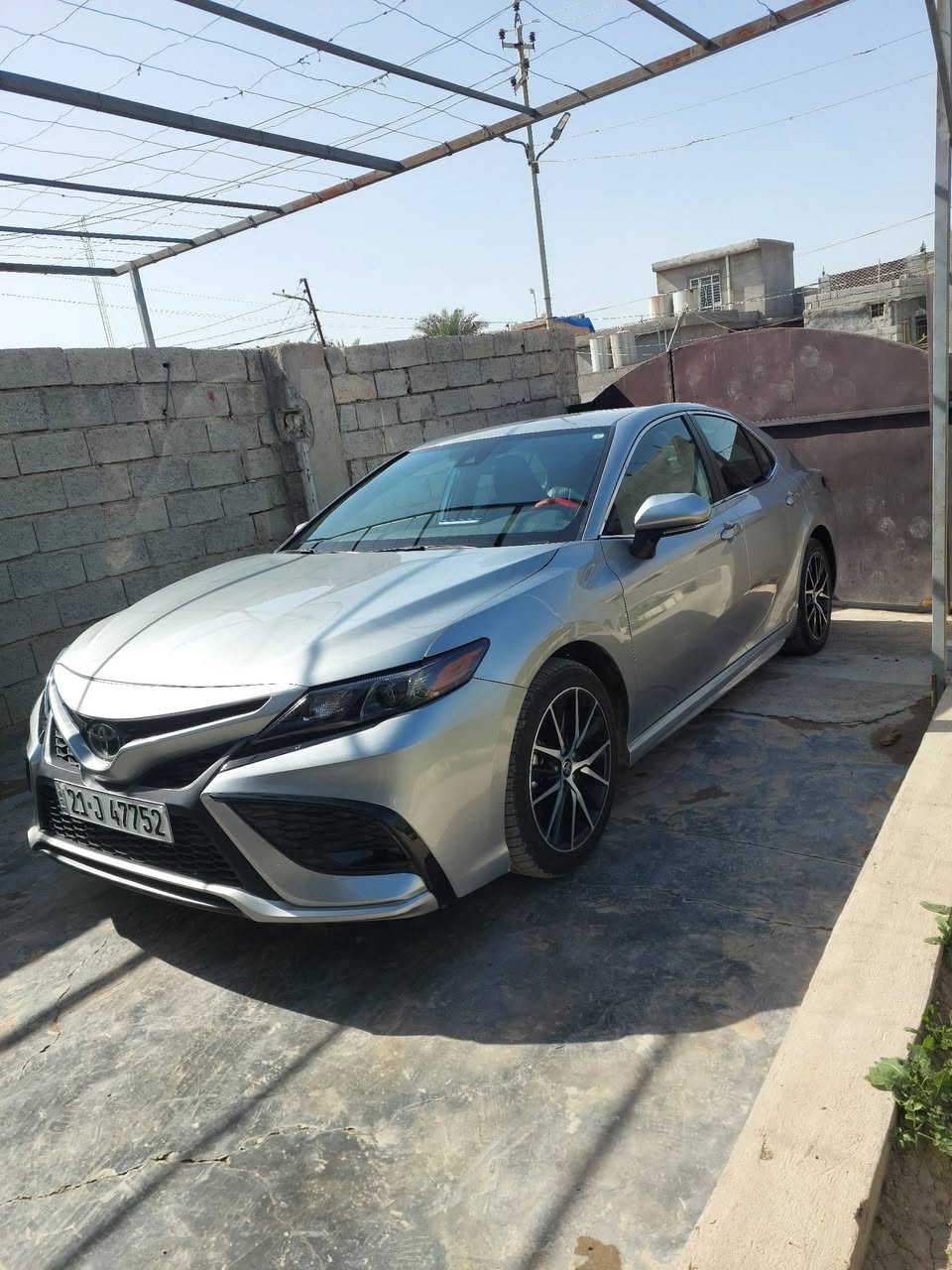 2023 Toyota Camry Se 
تويوتا كامري  امريكي 2023  SE
لون سلفر 
حادث / بونيد +جامرلغ صبغ 
ماشي 41 الف ميل 
السياره بدون ايرباك كلها سليمه 
السياره رقم سليمانيه بسمي 
موصفاتها :- SE
شاشة كبير 
كاميرا 
رادار
شفات بالاستيرن 
3 وضعيات للقياده 
اتو ستوب
ويل اسود بلاد 
تحديد المسار
تحديد السرعه
كشن جلد وكهربائي
نظام سبورت ويكو
بيها هوايه موصفات
السعر اتصل
***********
