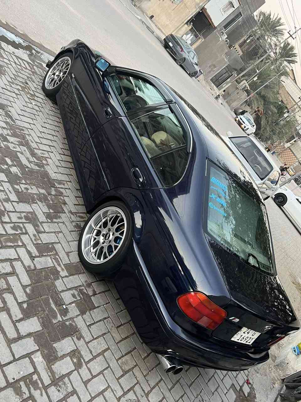 بي أم صقر 528 موديل 1999 محدثه داخل وخارج 2002
محرك دبل فانوص + كير كفاله 
ضربه كص نقل جثه ايشي اصوليات كفاله 
السياره بسمي تحويل ثاني يوم 
السياره مابيه كل ضربه فقط صبغ عام للجماليه 
السياره تعبان عليهه بمعنى كلمه تبريد تدفه كهربائيات كلشي كلشي شغال ويل BBS توه شاده 6 ورقات 
وأي ستفسار خادم إني 
للتواصل *********** 
فقط سيم كارت + وتساب غير متواجد ع فيس 
العنوان ( البصره ) 
السعر خاص 
رجائن الي مو شراي ليراسل ويتعب نفسه ويتعبني
