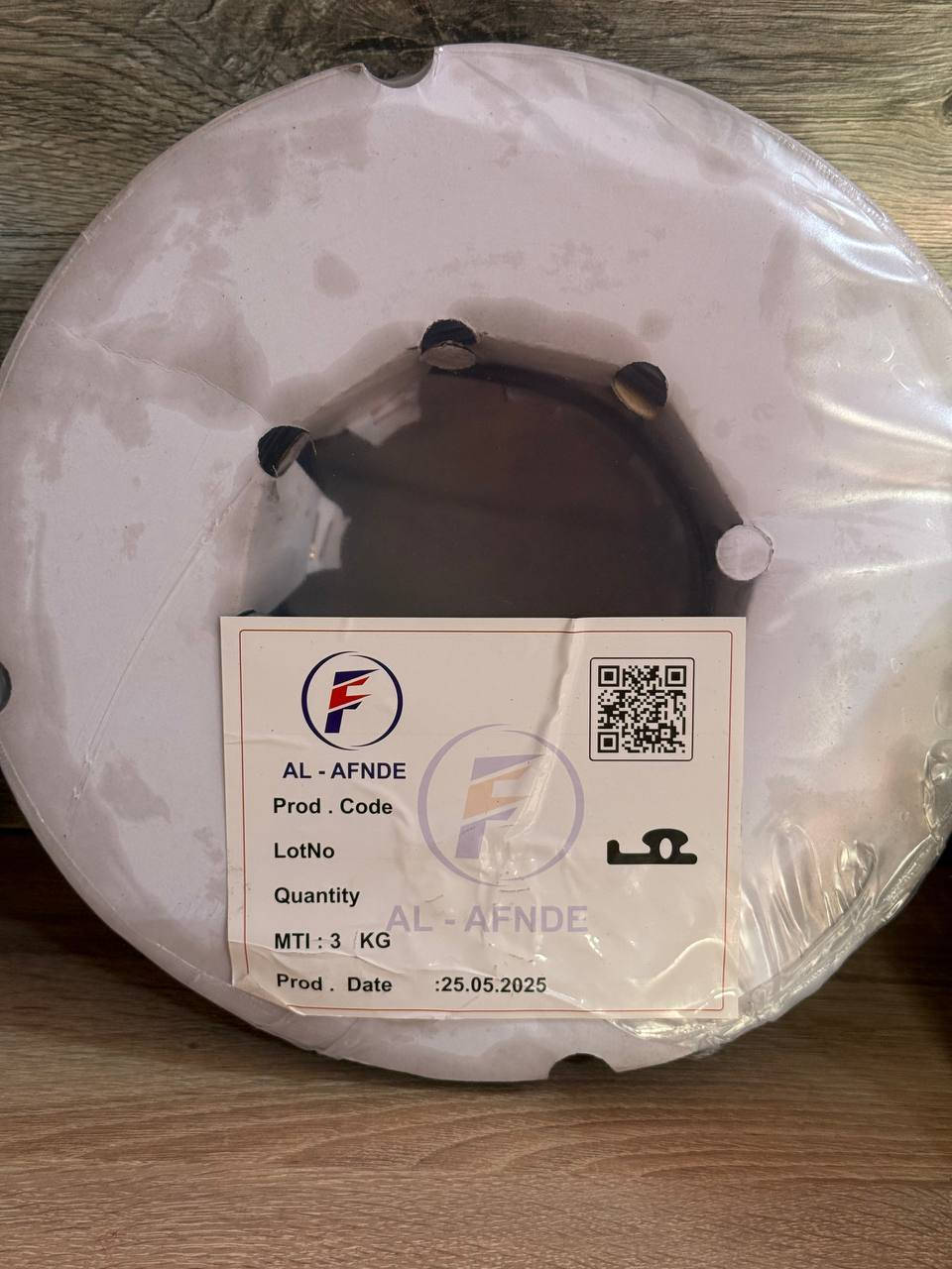 السلام عليكم ورحمة الله وبركاته... لاستيك بصمه عالي وناصي وزن البكره 3 كغم يشتغل على جميع انواع  المقاطع الصيني والتركي... سعر البكره 11 الف  ويوجد توصيل لجميع المحافظات... ***********
