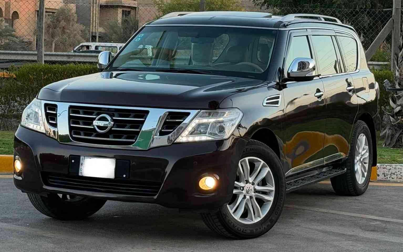 السلام عليكم اخوان
((للبيع  فقط  للبيع فقط ))بدون مراوس وبسعر مناسب وبلاش 
نيسان باترول 2010 فئه LE
كير اوتو 
محرك 8 سلندر الجبير
ماشيه 174

المواصفات
بصمه
تشغيل عن بعد
تحكمات ستيرن
سلايد فتحه سقف
شاشه وسائط كبيره
داخل صاج
صندك كهرباء
مري شفط
كشنات جلد
كشنات كهرباء
كشنات خزن ميموري
تدفئه + تبريد بلكشنات
سيدي جنجر
فور ويل 4/4
7 راكب 
تبريد 3 قطع 
ويل كب 20
لد امامي نهاري 
لايتات منضومه زينون
بك لايت Led 
رقم بغداد سنويه ورقم جديد تحويل مباشر
مكان سياره بغداد الكرخ
اخوان سياره وارد خليجي حزام صبغ بدون دواخل
السعر 148 ورقه وبيه مجال بسيط 
للاستفسار (.  ‭***********‬)
