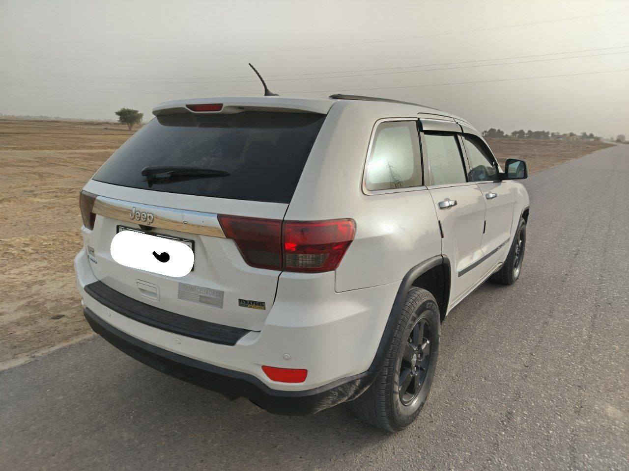 البيع او مراوس  جيب لاريدو متومه رقام وسنويه شرط الحاسبه سياره جديدئ وكارتون مكينه 3600 مكينه وكير وحداديه كفاله شاشه كامرا دواره سياره جاهزه عله اخر حبايه ماناقصه شي   كفاله من الكص مكاني ديوانيه رقم تليفون ***********
