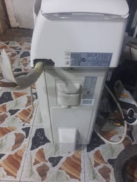 سبلت طن ونص شغال قطعه خارجيه جديده على بلاد بس داخليه ببه ليك فقط كامل...