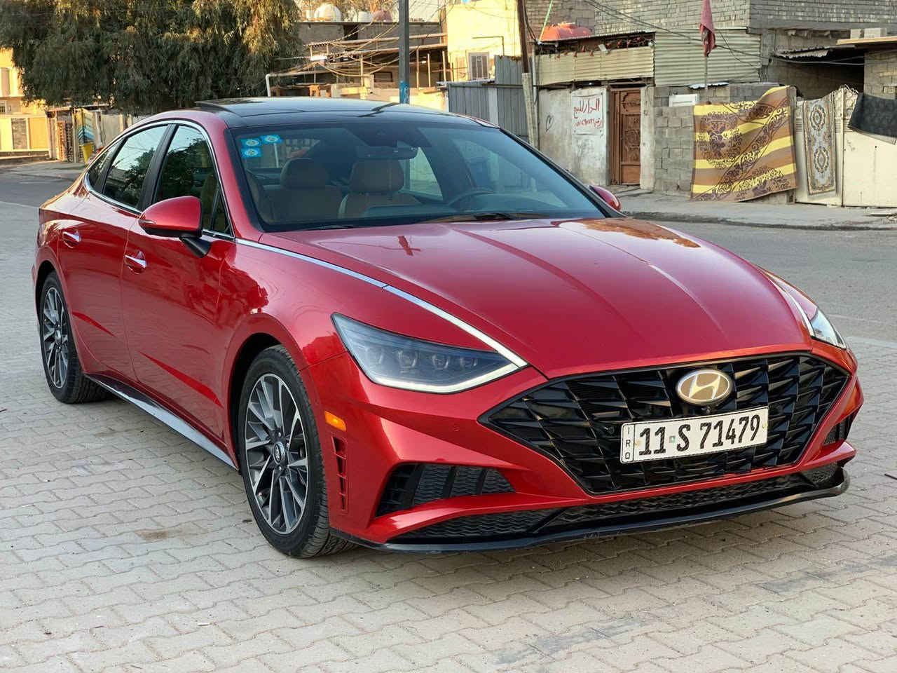 السلام عليكم 
 سوناتا 2020 لمتد وارد امريكي 
فول مواصفات: داتا شو ، كامرات 360 محيطية، بصمة، بانوراما ،تتقدم وترجع بالبصمة ، اوتو بارك، تشغيل عن بعد مقاعد كهرباء، هواي بعد مواصفات غيرهة
الضرر:  بيها قطعتين من اميركا وهنا بيها جتاف وقطعه خلفيه بسبب الجراد بدون ضربه
السعر: 169$ وبيهة مجال 
الاستفسار:*********** بغداد, العراق
