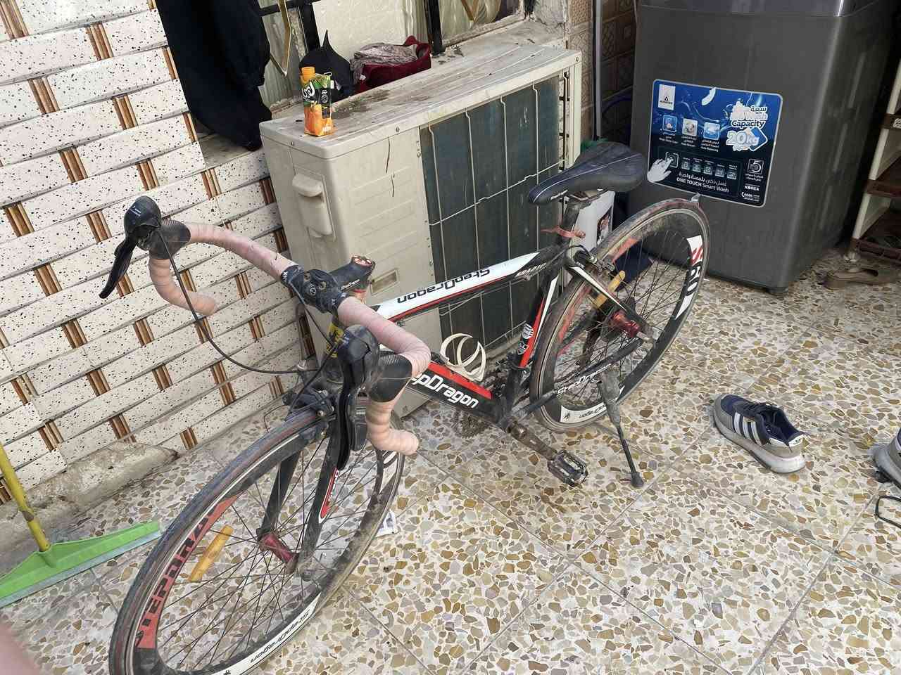 بايسكل مال سباق للبيع نظافه 90‎%‎السعر 200 وبي مجال شغال


**إذا كنت صاحب هذا الإعلان وتريد حذفه لأي سبب، رجاءا أرسل رسالة إلى الدعم الفني**