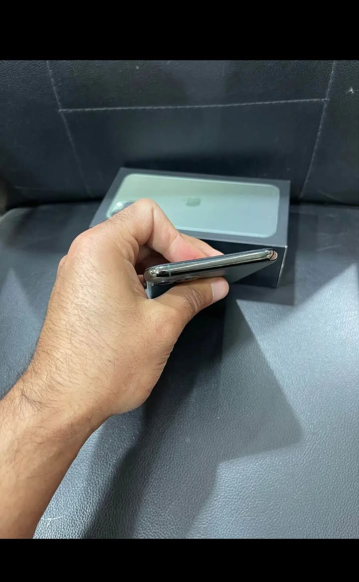 iPhone 11pro max 

عروضض العيد♥️
مساحة 256g
بطارية 85% شرعي 
وتر بروڤ 💦
معاه الكرتونه والشاحن 
مش مغير ولا حاجة ولا أتفك قبل كدة 
معفي من الضريبة 
نموذج M
السعر 11000🔥
للتواصل وتساب أو فون ☎️
لو مردتش فون ابعتلي وتساب بيبقى ضغط شغل في المحل ♥️🥰
01214894263


**إذا كنت صاحب هذا الإعلان وتريد حذفه لأي سبب، رجاءا أرسل رسالة إلى الدعم الفني**