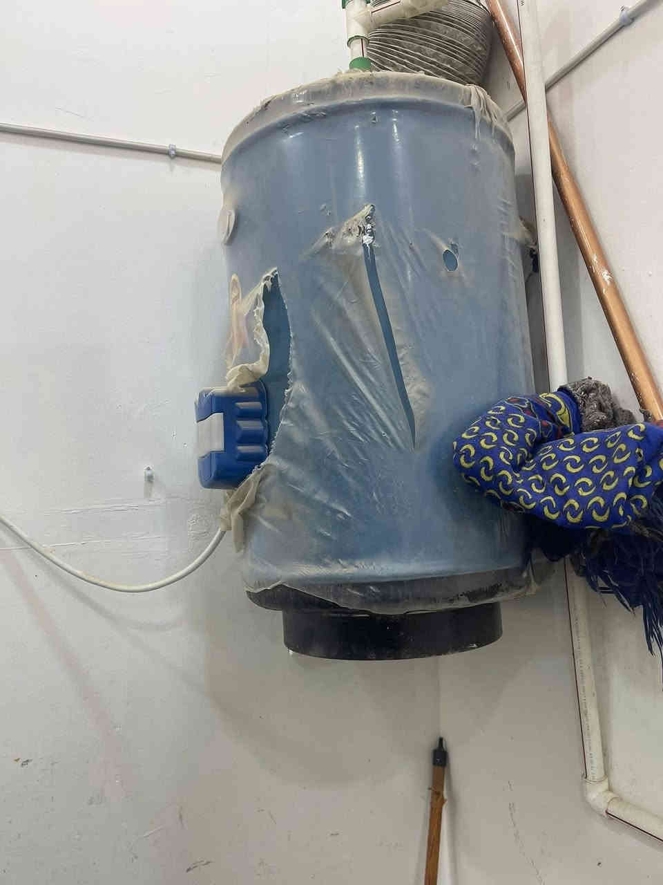 غراض كافتريا كامله سعر ملونين ونص مكانهن بابل ***********
