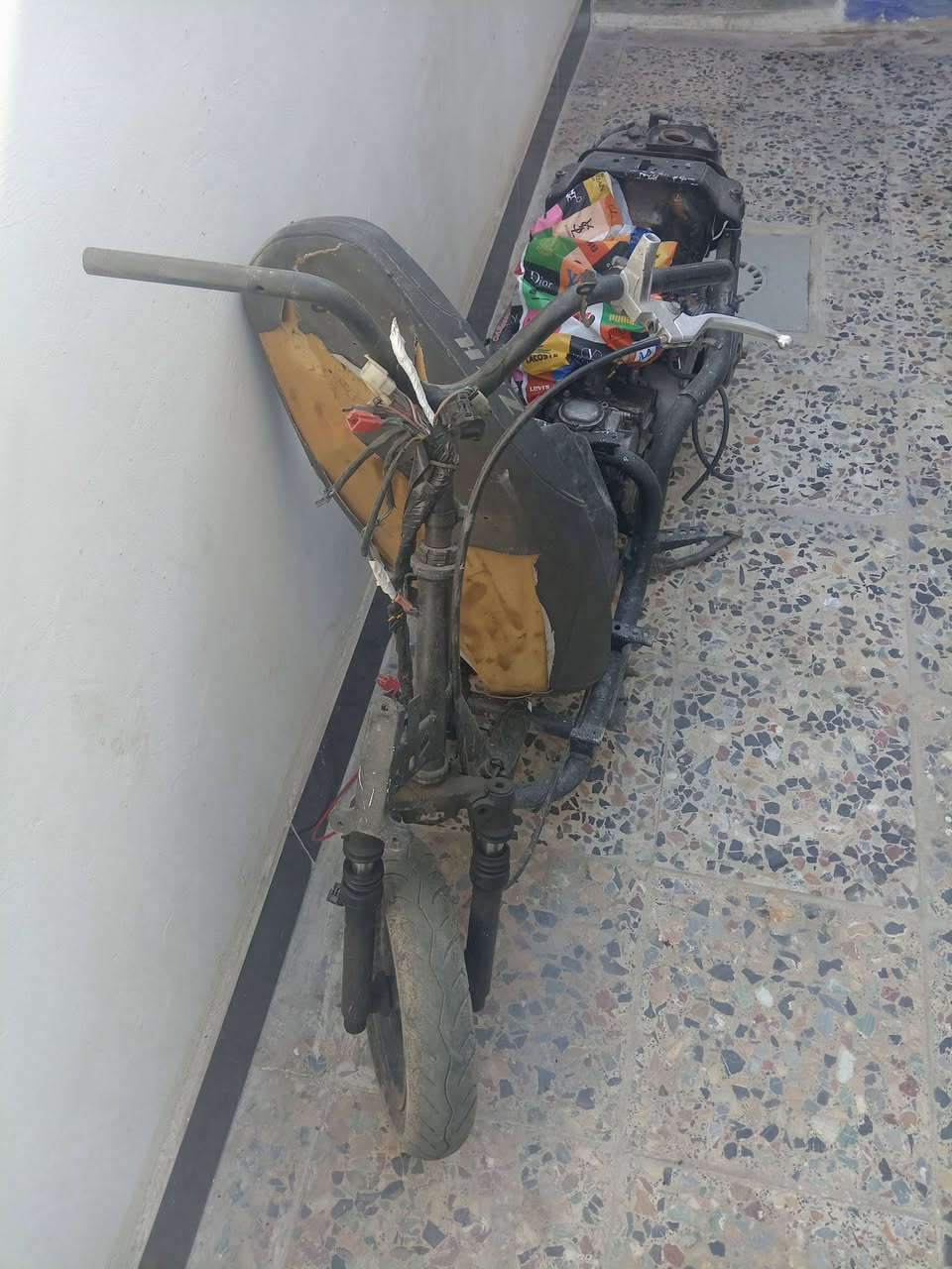 للبيع دراجه مل مطارح مكينه مل سكنس شاصي ماكس راجع الشراي يجي خاص سعره 250 وبيه مجال قليل
مكاني بغداد الحسينيه ***********
