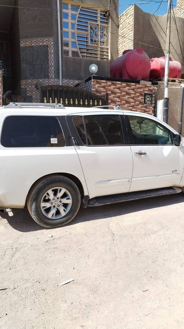 السَلٱمٌ عـَلـْيگمّ-ۈرحـْمّـٌة ٱللـّہ ﯙبُرگـّاتہ رماده 2005رقم بغداد بيها نواقص بيع مستعجل 70وبيها مجال متواجد ع الفيس رقم صاحب سياره ***********
