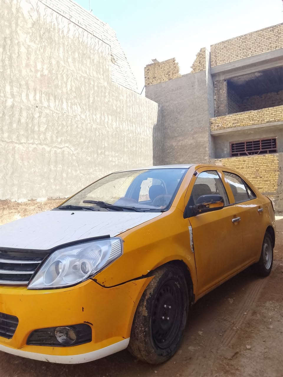 بيع جيلي ام كي
جيلي ام كي بغداد 2012 سيارة ابلادية مكينة بيها تنقيص شي قليل كير جديد صينة وعينة جدد حدادية امامية نص عمر تخم تاير ويل حديد كهربائيات كلها شغالة بيها طخة بقبق الجنطة والباقي مكفول باتري جديد سيارة باسمي مشروع وطني سنوية 27 السعر 28 مكان السيارة حلة .الاتصال على الرقم ***********
