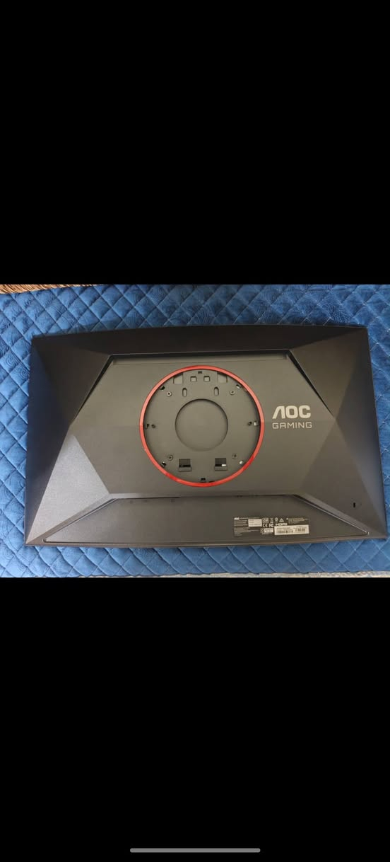 والسلام عليكم شاشه AOC مقوسه حجم 27 نج  280 هرتز 4k فول مواصفات 0.3 زمن الستجابه وبعد ماصفات هواي بيها سعر 275 وبي مجال  رقمي ***********
