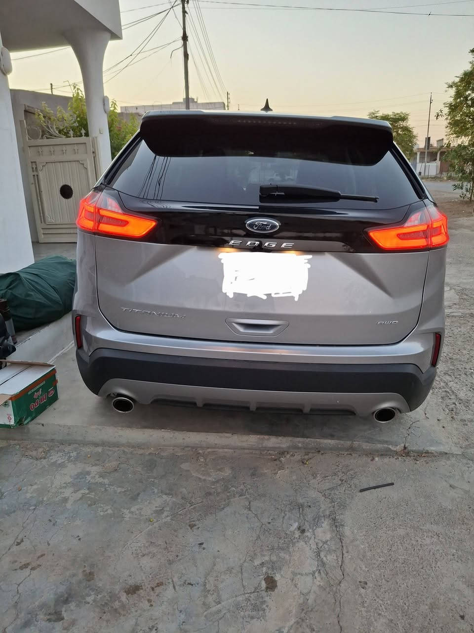 𝟐𝟎23 𝐅𝐎𝐑𝐃 𝐄𝐃𝐆𝐄-𝐓𝐈𝐓𝐀𝐍𝐈𝐔𝐌

فورد اديج (TITANIUM) موديل : 2023

(رقــم هـزة فـحـص سنويه جـديــد 2030)

تــحـویـل و وکــالە نـفس الیــوم

اللوان : سلفر

حجم المحرك : 2.0L TURBO (4,سلندر)

ملاحظة السيارة : بونيد سبخ
32mil ماشی

كافة الايرباكات سليمة 100%

المواصفات : 𝐓𝐈𝐓𝐀𝐍𝐈𝐔𝐌

‏‎ابواب بصمة
‏‎بصمة تشغيل
تشغيل عن بعد
‏‎شاشة دشبول ديجيتال
كاميرا
كير شفتات ستيرين
بريك بصمة
اوتو ستارات : 𝐀𝐔𝐓𝐎 𝐒𝐓𝐀𝐑𝐓
اوتو ستوب : 𝐀𝐔𝐓𝐎 𝐒𝐓𝐎𝐏
رادار امامي (تحديد مسار)
‏‎رادار جانبي (نقاط عمياء)
‏‎رادار خلفي (التحذير من الاصطدام)
‏‎حساسات امامي
‏‎حساسات جانبي
‏‎حساسات خلفي
وایرلس جارج
نظام : 𝐄𝐂𝐎
نظام : 𝐍𝐎𝐑𝐌𝐀𝐋
نظام : 𝐒𝐏𝐎𝐑𝐓
‏‎تحكمات استيرن
‏‎استيرن هيتر
كشنات جلد
‏‎كشنات كهربائي
كشنات خزن+ميموري
‏‎كشنات هتر
‏‎تبريد لمس
‏‎تبريد مركزي
‏‎صندوق شفط كهربائي
‏‎لايتات 𝐋𝐄𝐃 ليد وعدسة زينون
‏‎بلوجكترات 𝐋𝐄𝐃 ليد
‏‎بكلايتات 𝐋𝐄𝐃 ليد
ويل كروم

‏‎تفاصيل اكثر الاتصال علی ارقام التاليه
رقم حلبجە
‏ ***********
***********

عنوان📍حلبجە شهید
