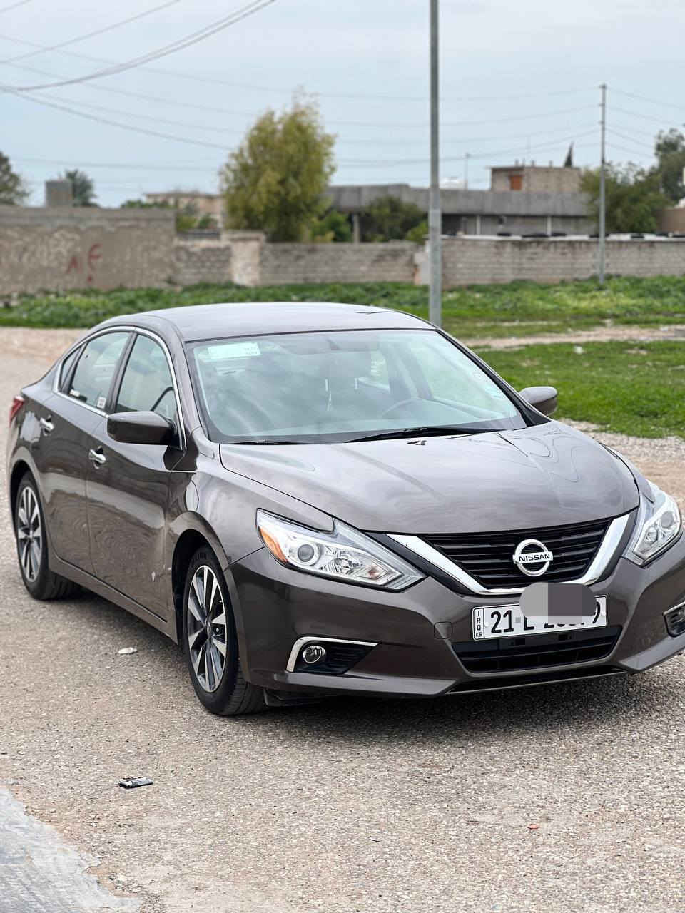 السلام عليكم
نيسان التيما 2017 SV 
مكفولة كفالة عامة
مكفولة من الصبغ والضربة والبارد بدون تبديل على وضع شركة السيارة سونار موجود داخل الصور
رقم سليمانية الماني ثاني يوم تحويل سنوية جديد لنهاية 2029
سياره تبريد تدفئة شغال  كشنات كهربائيه 
رادار جانبي وامامي كامره خلفية شاشة
بصمه بيبان ثنين 
سياره ماشية 112ميل 
نضيفة جداً جداً جداً 
حدادية كاملة جديد تخم تاير جديد 
السعر 124 وبيها مجال

*********** موبايل 

مكاني ديالى خانقين
