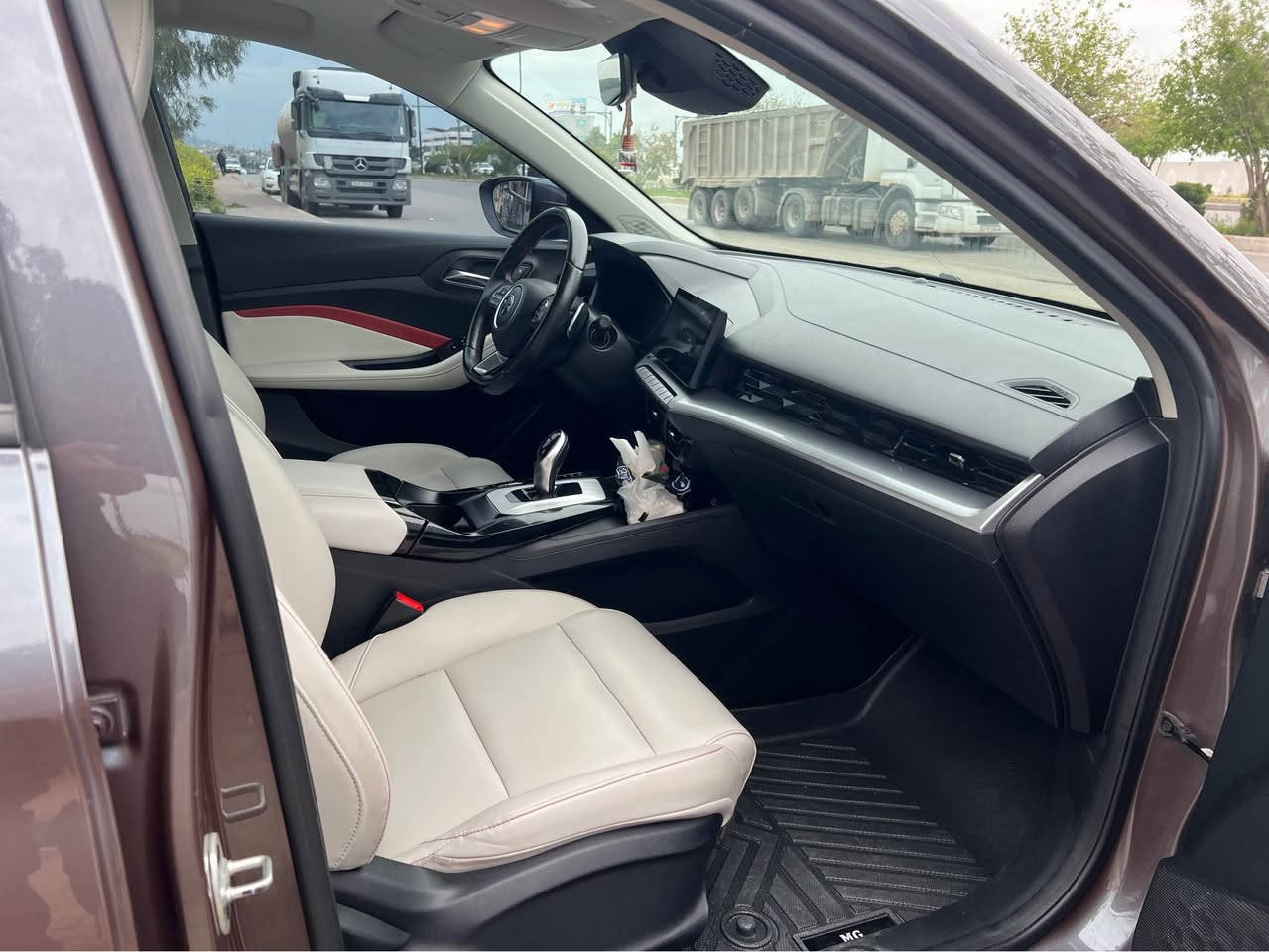 MG GT Lucury 2022.
Full mwasafat makina turbo zamani sharika 80 hazar km roshtwa 
*********** السليمانية, العراق
