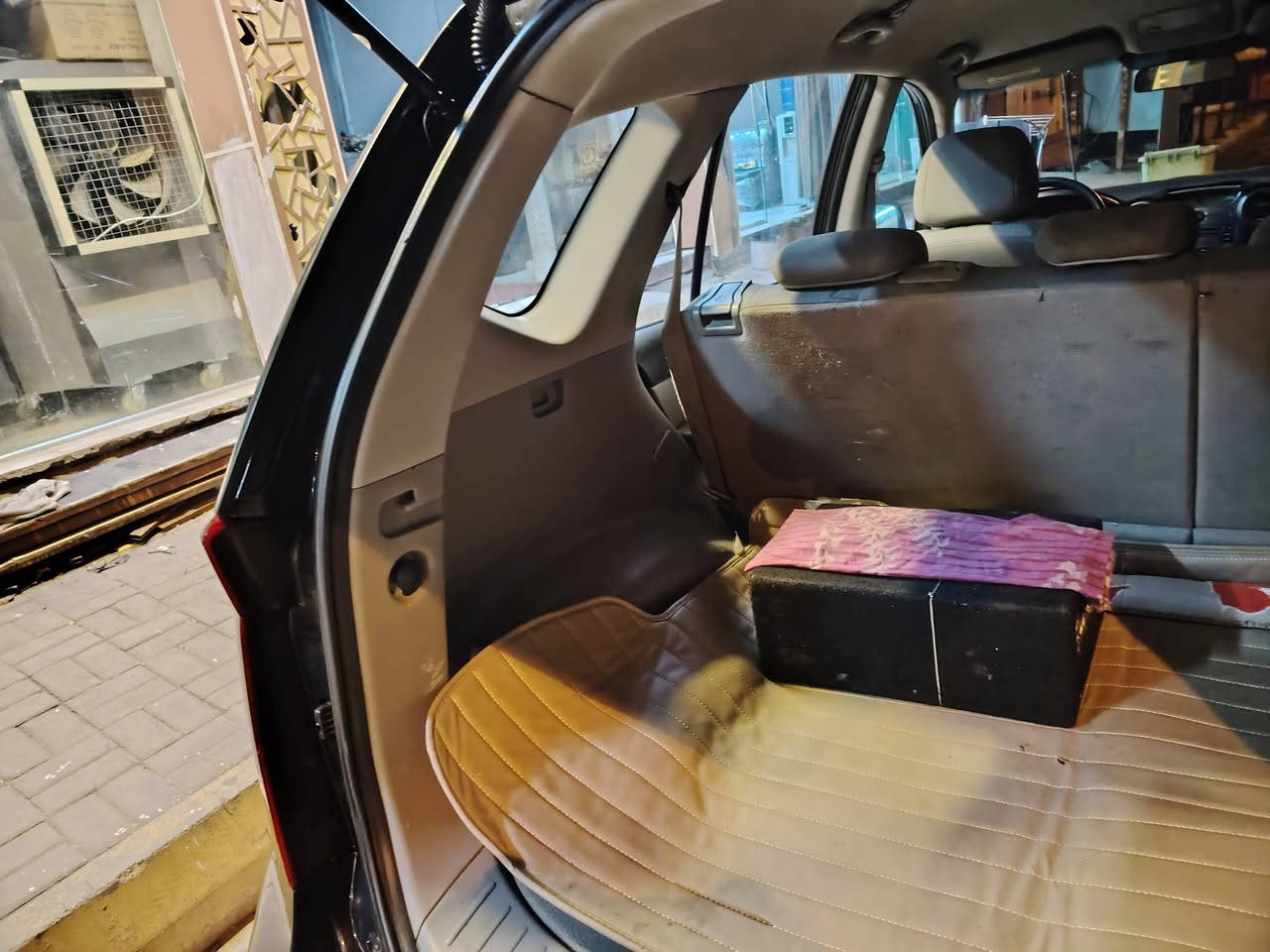 سلام عليكم
كيا روندو 2008 محرك 6 2700
كير ومحرك مكفول السياره مكفوله كفاله عامه فقط باب العبري مرشوش
سعرها 103 وبيها مجال
***********
***********
