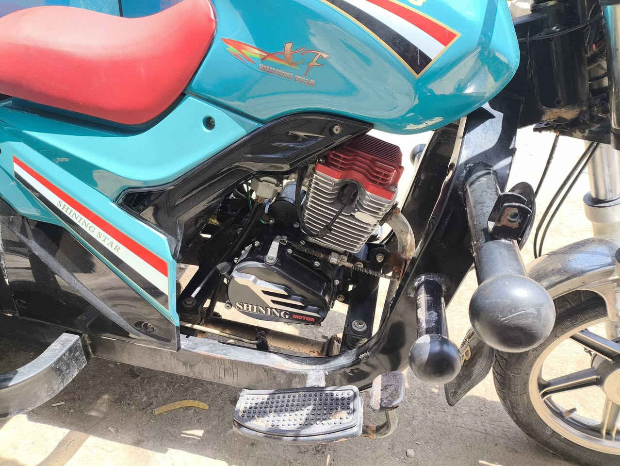 جمره دولفين موديل 23
سنويه بأسمي 
كامله مكمله كلشيء مناقصها 
مكانها هوير صغير
للأستفسار ه‍ ***********
