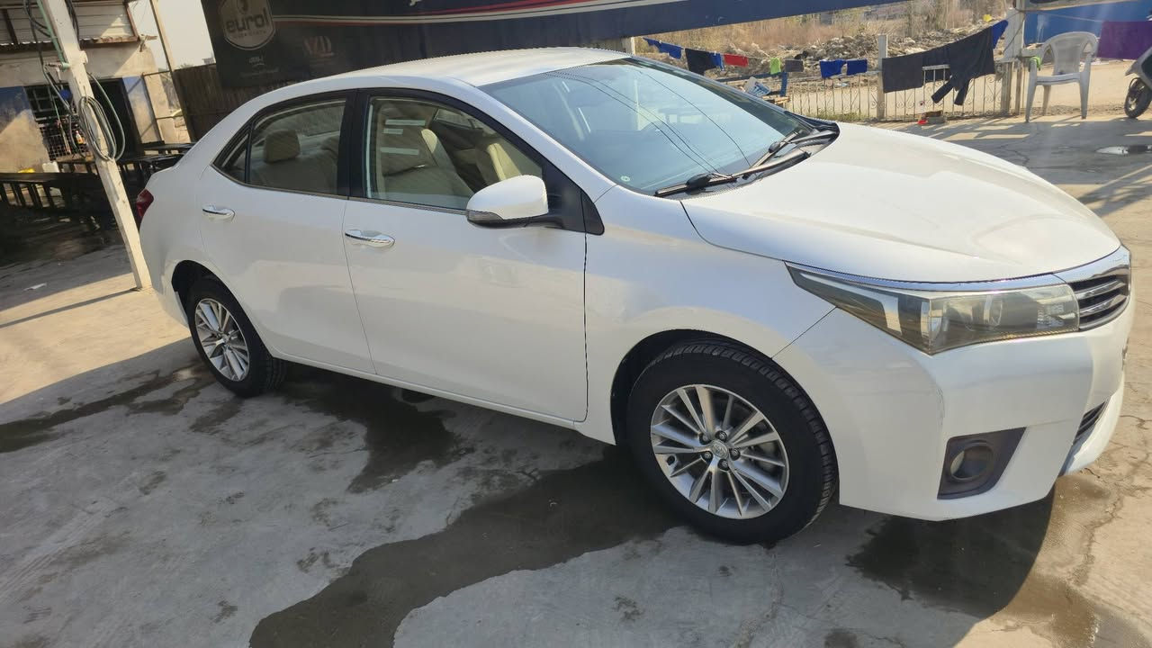 كورلا موديل 2014 خليجي وكالة جيهان رقم أربيل الجديد بأسمي شرط التحويل هزة وفحص وسنوية كله جديد ماشية 110 الف كيلو محرك 1600 فول مواصفات عدى الفتحة ....
مكفولة من الصبغ عدى الدعامية الأمامية والباقي موضح بالسونر مرفق مع الصور.. محرك كير مكفول 
بصمة / 5 ويل كب/ حساس خلفي أصلي/ كامرة بالمراية/ مري شفط/ أربعة دسك/ وبعد اكو مواصفات معروفة للجناي 
مكاني بغداد 
السعر 148 ورقة وبيها مجال بسيط 
***********
***********
