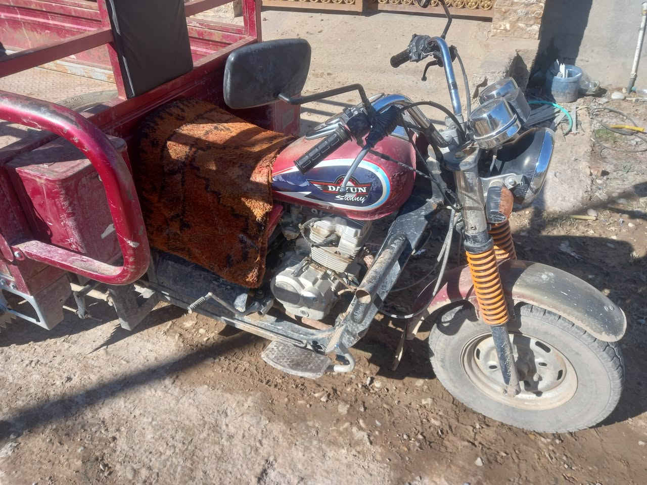 ستوته داي وان ٢٠١٤نضيفه تخم تاير مبيه اي نقص السعر واحد وربع وبيه مجال مبايل ***********
