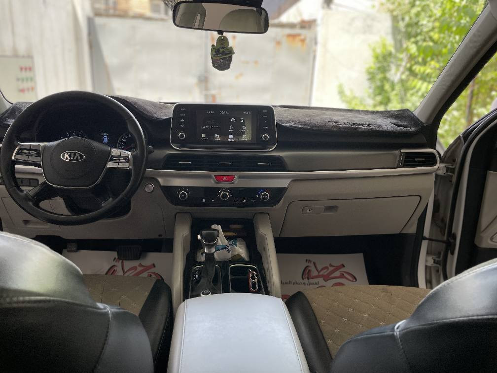 خليجي Lx
ماشية 127 الف
الموديل 2020                                   
حجم المحرك 3800. V6
مفتاح التشغيل بصمة                             
تشغيل عن بعد 
تطعيم الخارج بالكروم
AIRBAG 8عدد
ABS
🔦لايت LED 
🔦كشافات زينون رباعي                                   
حجم الاطار 245/50R20
مقود جلد حياكة 
مثبت سرعة                                          
المودات والاوامر الصوتية 
فحص نظام السيارة 
عدد المقاعد 7                                       
عدد التجاوي 7 متحركة 
شاشة ابل كار بلي
الانارة الداخلية LED
اريل نفكيتر                                       
كامرة دوارة
شاحن موبايل 
حساسات أمامية 
حساسات خلفية                                 
تبريد شاشة 
3 قطع تبريد 
لوحة تحكم خلفية للتبريد                      
نظام مانع الانزلاق 
مود درايف 
Comfort ، eco ، sport ، smart 
اشاير بالمري والمري قابلة للطي كهرباء 
مخرج USB 
 Bluetooth
مخرج منفذ الطاقة 
عدد حاملات اكواب  8

السعر 25 الف دولار وبيهة مجال 

الرقم *********** بغداد, العراق
