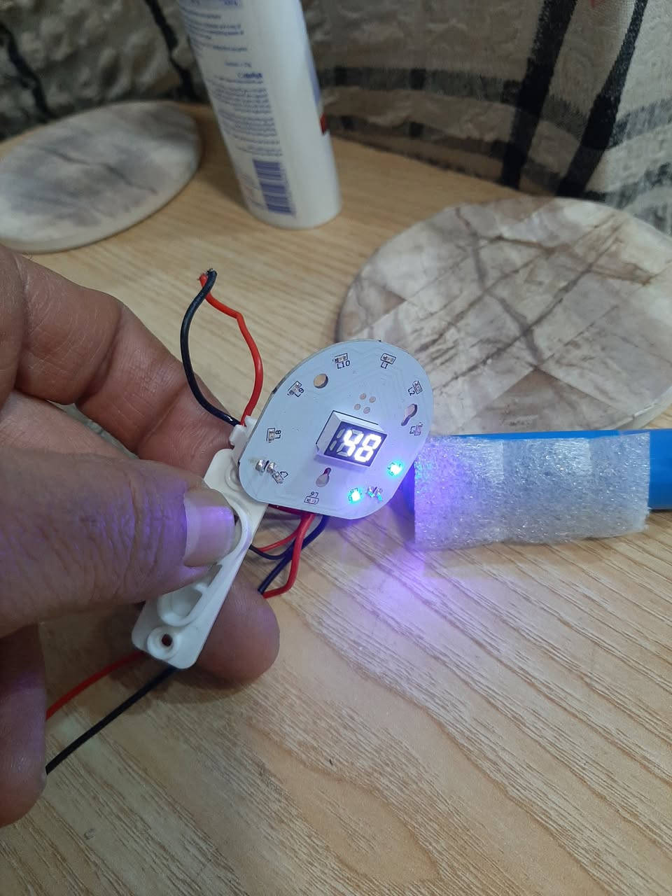 ٤ قطع 
بطاريات لليثيوم اليفيدنه يخلي سعر بالمعقول وبالعافية عليك


**إذا كنت صاحب هذا الإعلان وتريد حذفه لأي سبب، رجاءا أرسل رسالة إلى الدعم الفني**