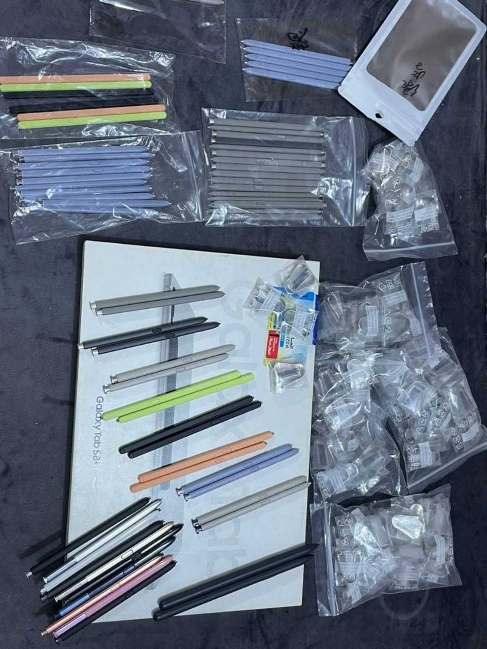 راسلني واتساب وبخدمتك *********** 

بكجات مميزة 
ساعات سامسونج ابل هواوي 
شواحن سامسونج هواوي ابل
اقلام سامسونج كافة الانواع 
هواتف سامسونج 
توصيل موجود 

راسلني واتساب وبخدمتك ***********
