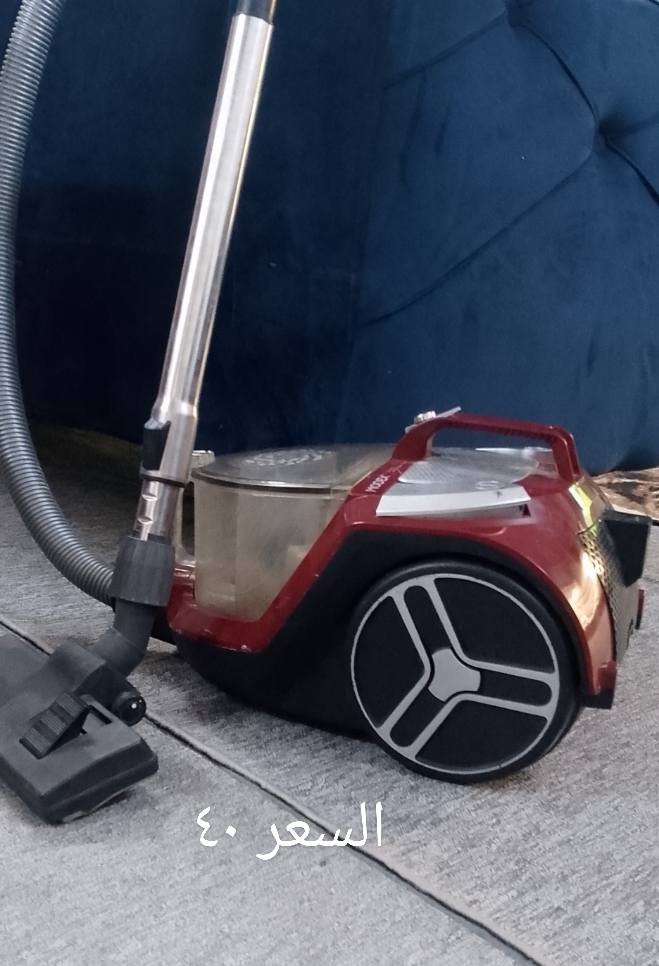 مكنسة كهربائية السعر السعر ٤٠
 زولية متر 1*4  غير مستخدمة السعر ٣٠ 
زولية مستخدمة 1 ونص * ٢٢٠ السعر ٢٠ 
 كاروك أوربي نضيف السعر ٤٥ 
 واتساب *********** المكان حي الجهاد
