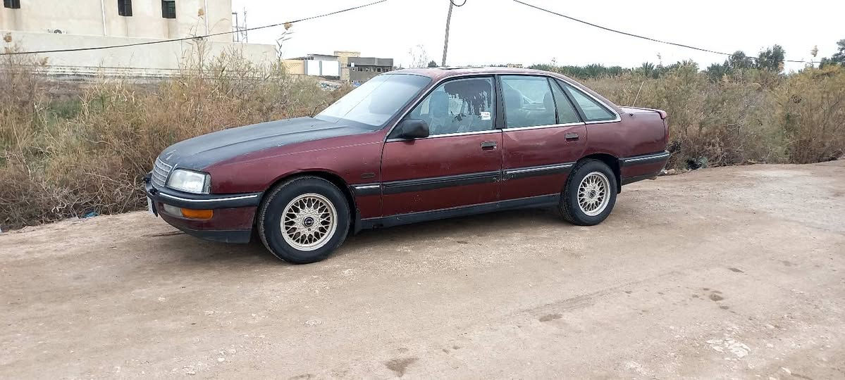 السلام وعليكم سياره للببيع مكينه ونجي
السعر 17 ///*********** 
سوق الشيوخ كرمه بني سعيد
