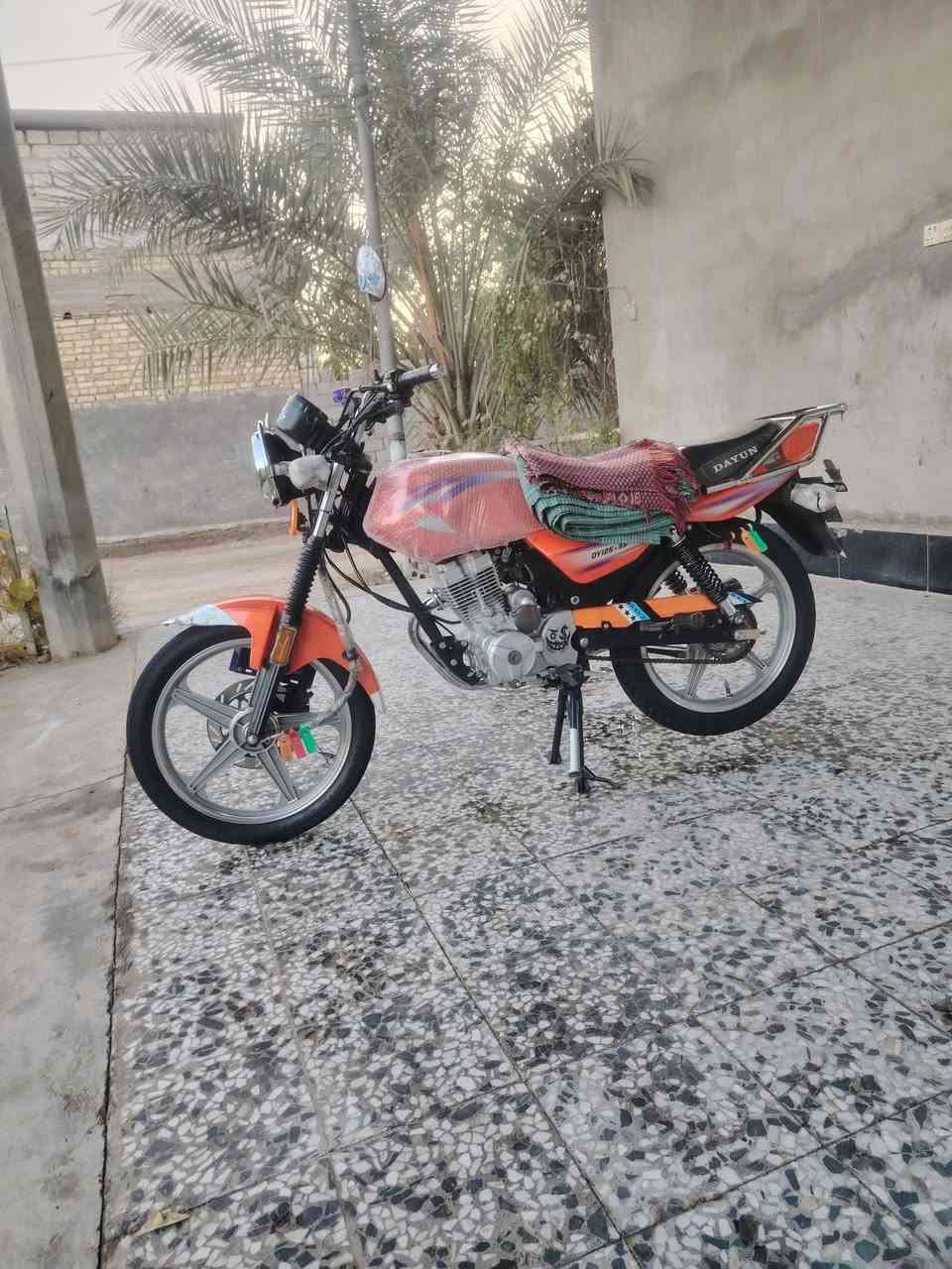 السلام عليكم الماطور للبيع اوراق سكنر موديل 23 السعر 1150ومجال قليل المكان كربلاء طوريج الاتصأل بألرقم *********** الماطور مكفول كفاله عامه نقص برغي ماكو ومجمبز علخير
