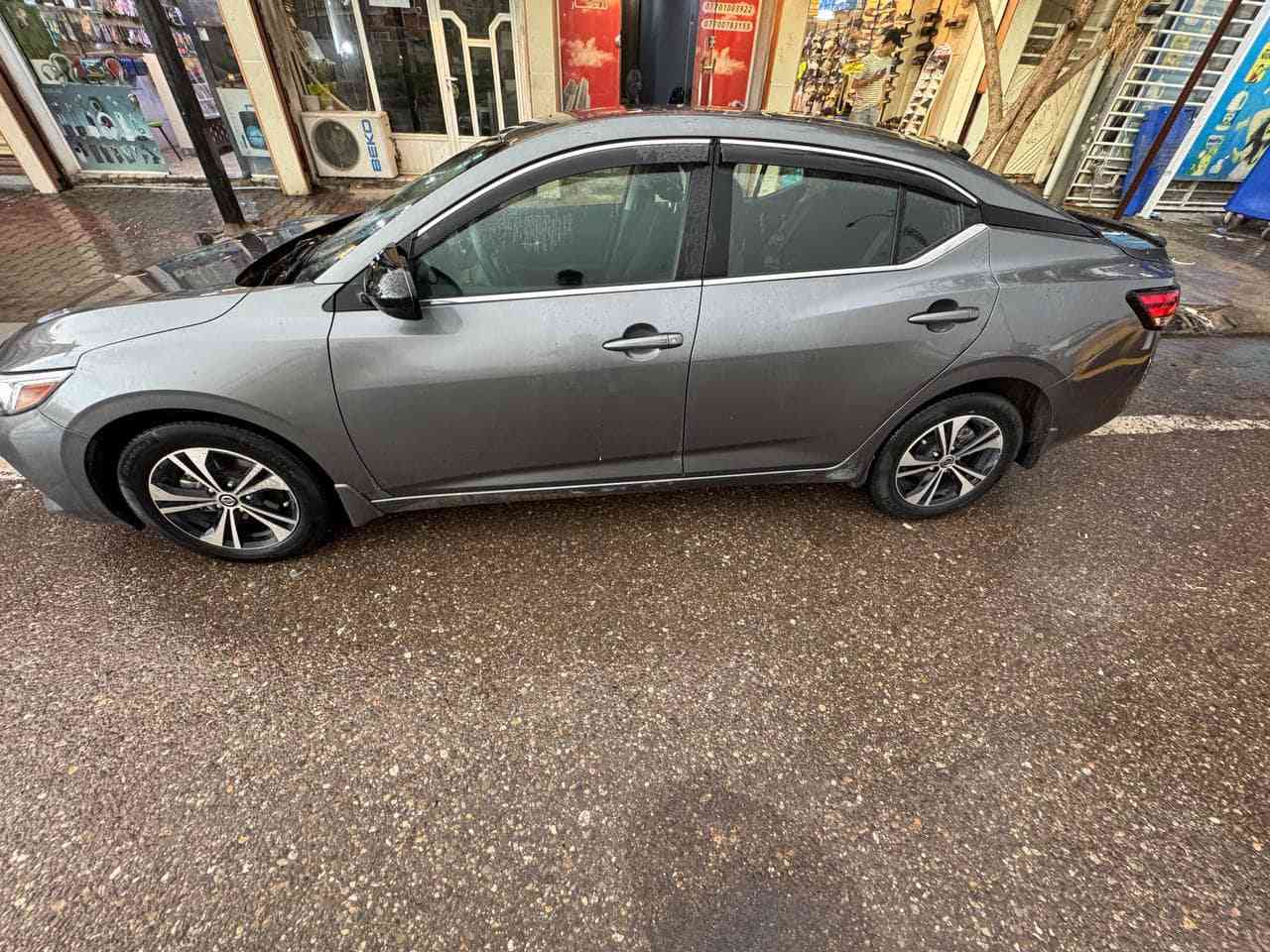 سلام عليكم سيارة سنترا موديل 23 مواصفات sv رادار امامي خلفي حساسات جانبية تدفئة تبريد ..تربيدو تدفئة مقاعد امامية تحديد مسار ومثبت سرعة ومقود ماشية 55 ألف كيلو لون نفطي وهذا السونار مثل ماموضح بالصورة سعر 135 وبيها مجال رقم سليمانية بأسمي مع دفتر بانزين السونار موضح ب الصور 
السعر 135 ومجال

 مكاني كركوك للاتصال على هذا الرقم ***********
