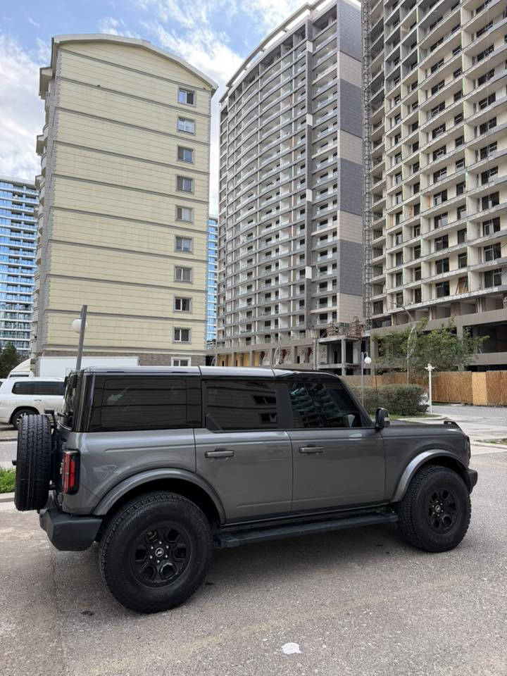 Bronco 2024
Outer banks 
برونكو 2024 
سياره فول فول 
خمس كاميرات
رادار ٣٦٠
شغال 
شاشة كبيره و فوول 
ماشية ٧ الاف
محرك ٤ سلندر ٢.٣ تيربو
بيها قطعتين  بدون دواخل و بدون شانصي 
كير محرك اكسل كله شرط و مامفتوح 

نظافة %100

سعر 295

0770 445 2620
