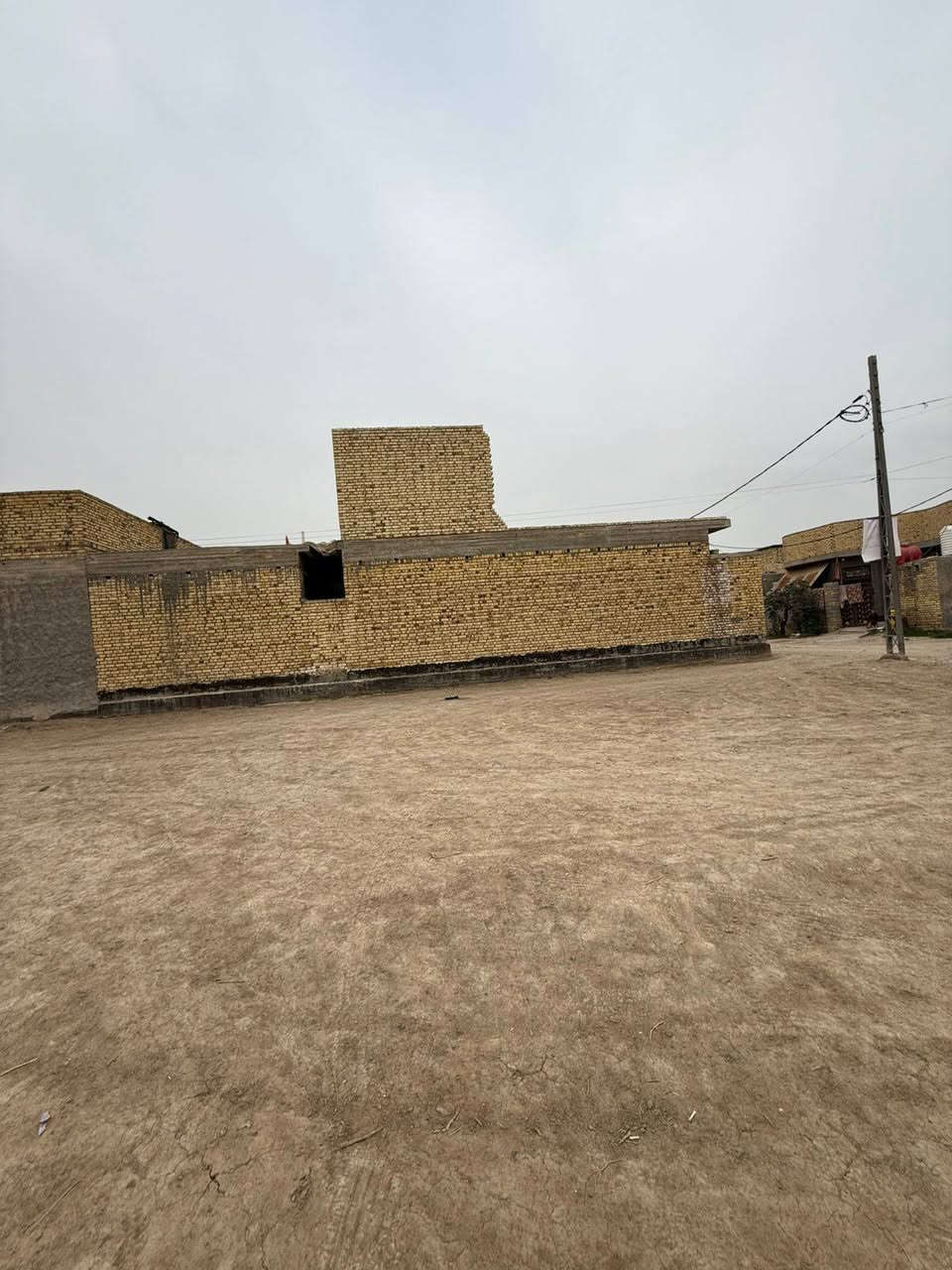 السلام عليكم
قطعه في مجمع المصلاوي 
محدوله وجاهزه 
للاستفسار 
***********
