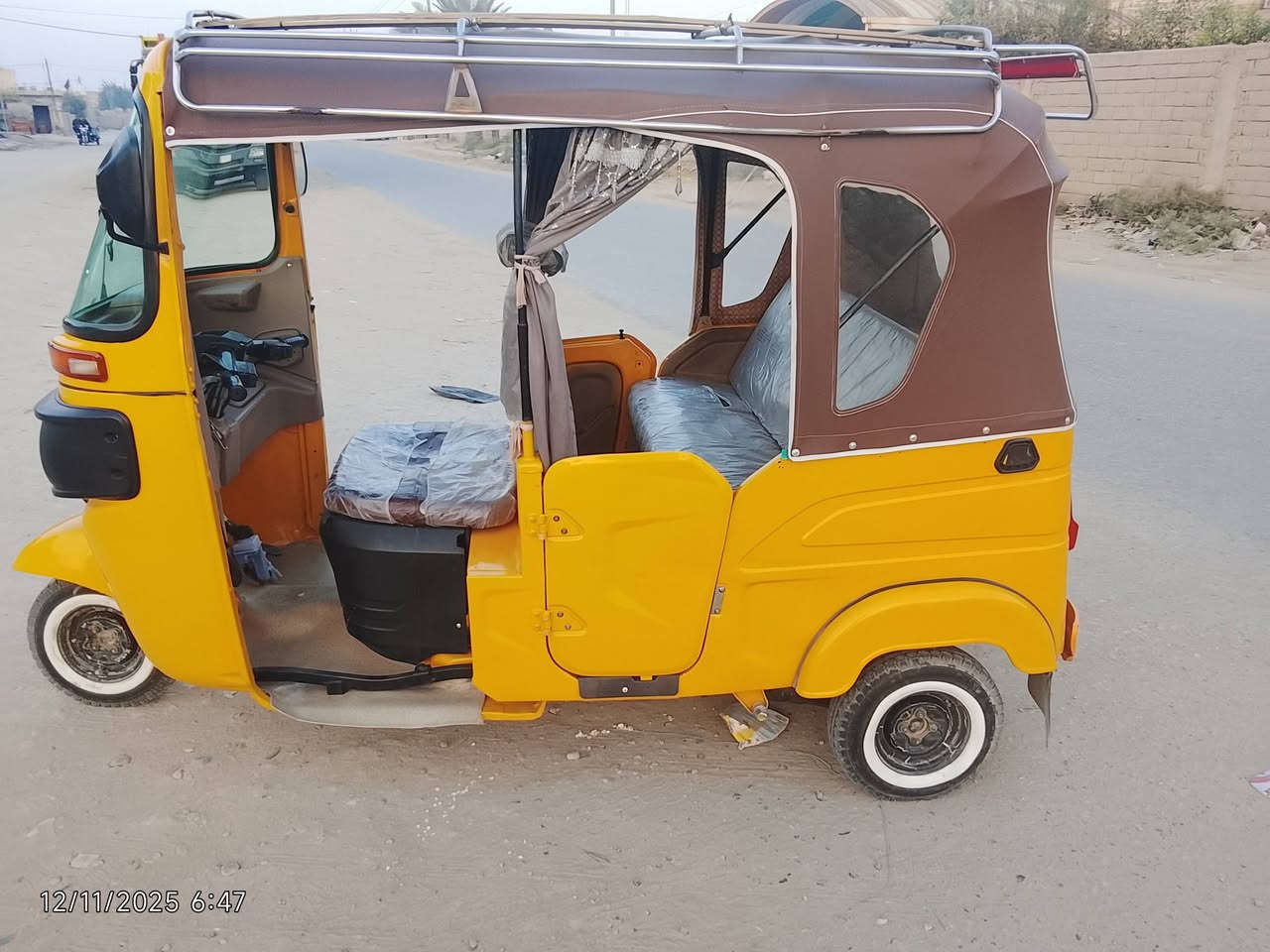 السلام عليكم تكتك البييع وراق أصولي محفته بوش وبستم شركه فقط موديل 21وراق قلم الغبور سعر 6250وبيه مجال مصبوغة عام جماليه تصال فقط ***********
