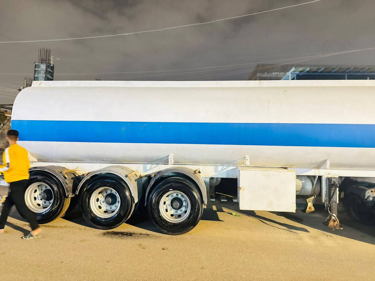 تانكي للبيع بي تحويرة تخم تاير مزوج جوبلس السعر 70ورقة الشراي يتصل على الارقام  ***********
***********
***********مكاني بصرة شراي اتصل
