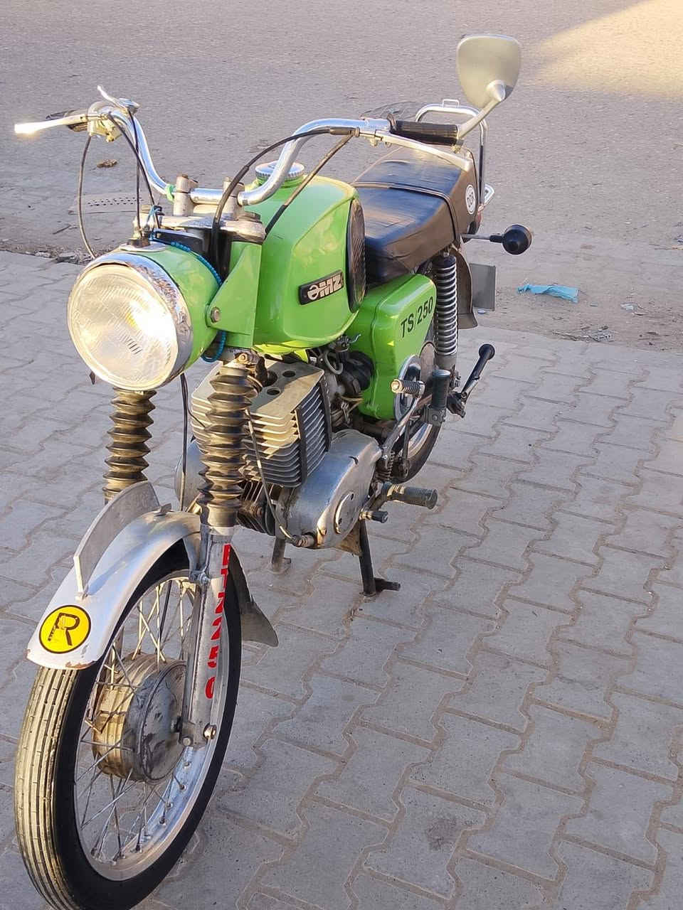 مواطور 81 البيع ماكان النجف السعر مليون و250 مجال قليل حك الجيه شراي بي خير ويدلل خاص مفتوح


**إذا كنت صاحب هذا الإعلان وتريد حذفه لأي سبب، رجاءا أرسل رسالة إلى الدعم الفني**