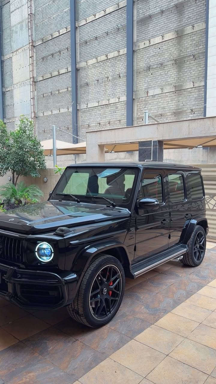 جي كلاس ، g63
2022
الممشى 18,500km
رقم بغداد
سياره جديده كلش
بس بيها بارد اربع اصابع بالجاملغ
***********
