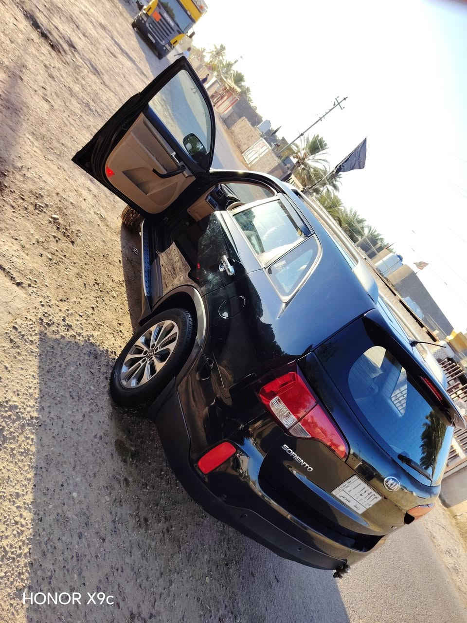 سورنتو 2013
رقم واسط مشروع وطني 

وارد خليجي نص فول كشنات جلد 

6 سلندر و 7 راكب

سعر 172 بيه مجال مكلف بالنشر 

رقم صاحب السيارة ***********

العنوان بابل محاويل ناحية الامام
