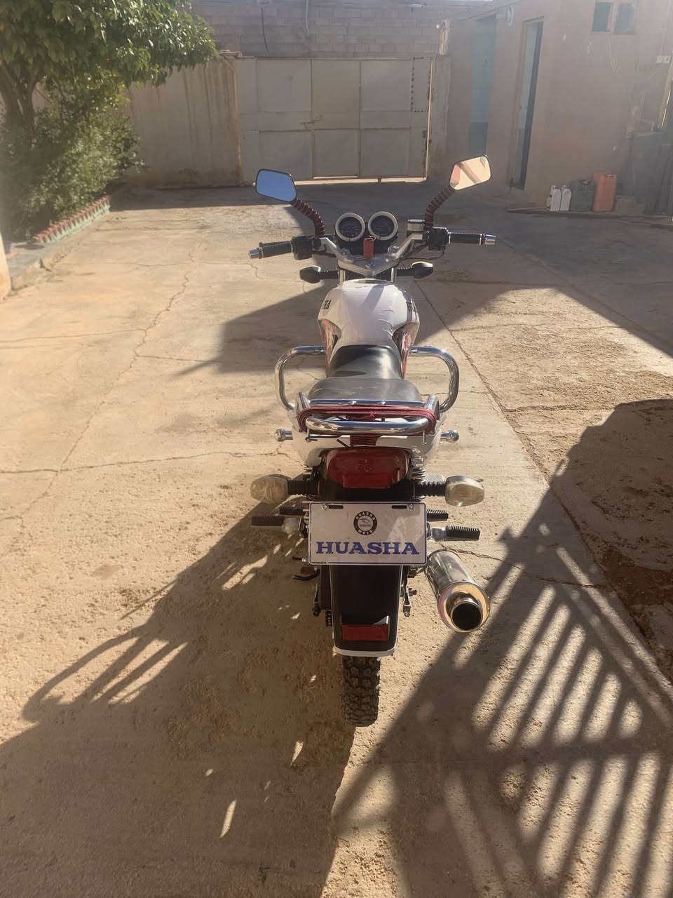 هايوشه لبيع موديل ( ٢٣  ) ابلاديه وصلت ٨٣٠  وياه ورقه وحده واسويچ وبصمه شغاله الشراي يتفضل خاص العنوان القائم حصيبه قرب النافوره


**إذا كنت صاحب هذا الإعلان وتريد حذفه لأي سبب، رجاءا أرسل رسالة إلى الدعم الفني**