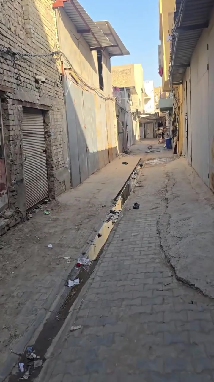 السلام عليكم بيت للبيع بلعلاوي بمحلت الذهب واجه ٧ ونزال ١١متر
٧٧ متر 
***********
