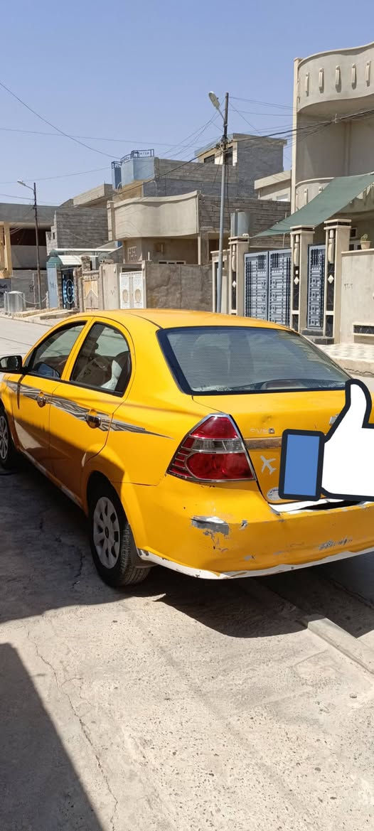 السلام عليكم  سيارة افيو 2009 كم شفتين محرك كير شرط  طخم تاير جديد باتري جديد تبريد وي السويج هيه غرمات صفر بيه طخه بل جاملق الخلفي الايمين راعيه الشرعي اني سعر 55 بيه مجال الرقم ***********    الموصل  جانب  الايمن
