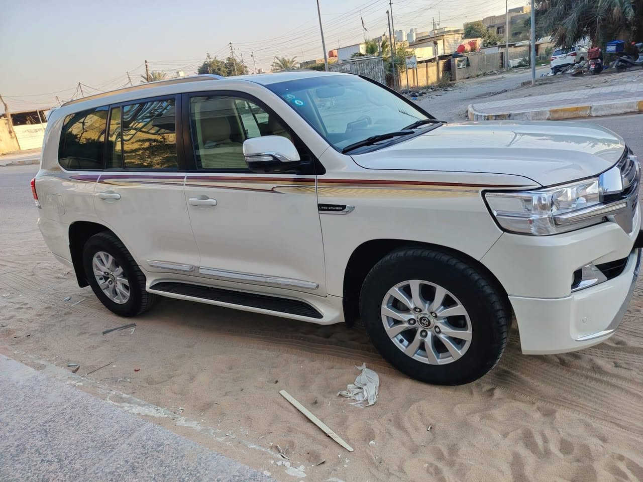 تويوتا لاندكروزر جكسار مديل 2017 مكفوله ماشيه 72 الف باسمي رقم بغداد
8 سلندر 4600
السعر 485
 العنوان ناصريه حي اور
ت***********
ت***********
