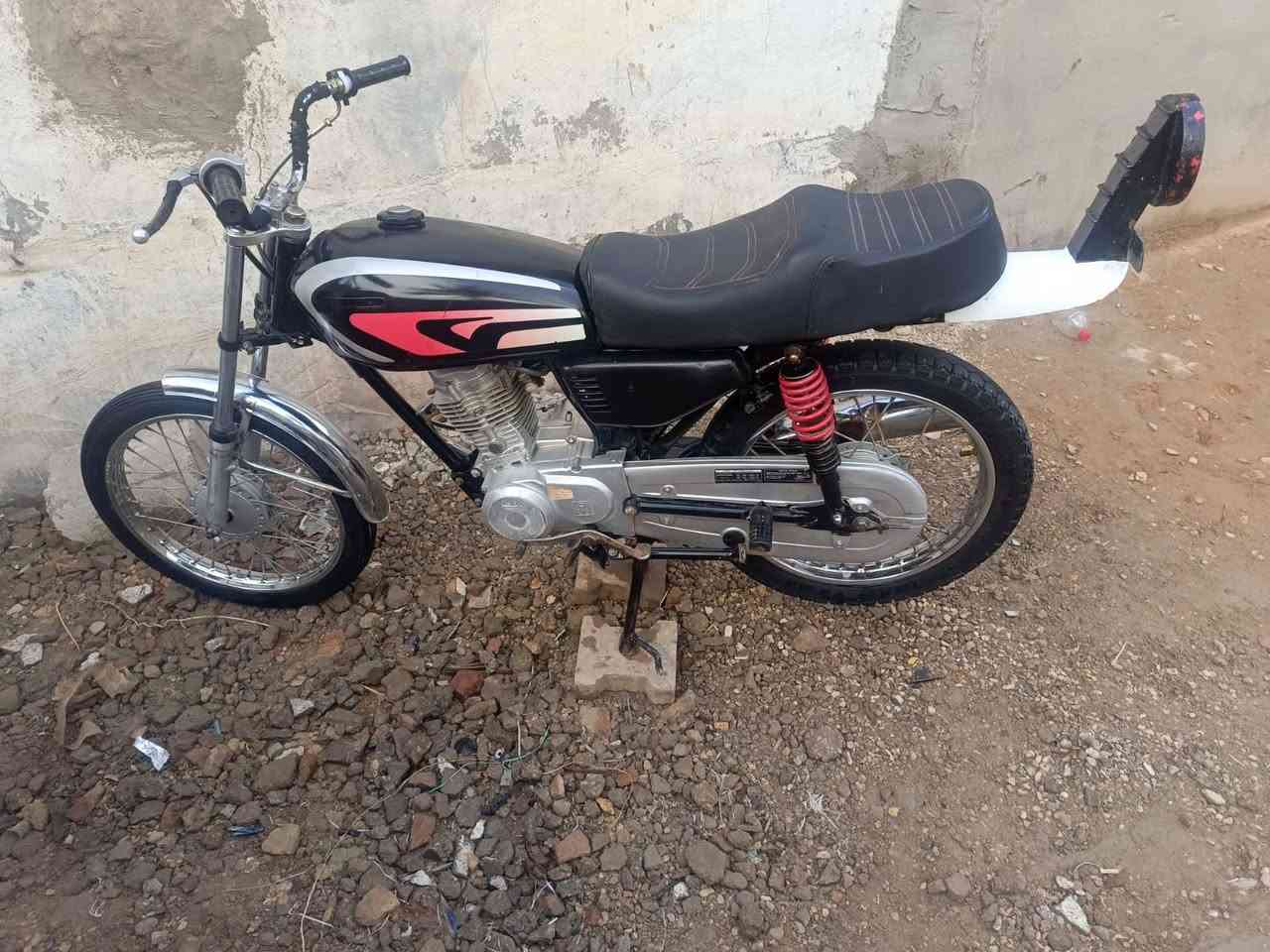 دراجة نامة حربية كلك مكفوله من سرقه بليته ورقم شاصي موجوده
موديل 23 محرك كلش نظيف وناعم 

السعر 300 العنوان نجف كوفه عباسيه


**إذا كنت صاحب هذا الإعلان وتريد حذفه لأي سبب، رجاءا أرسل رسالة إلى الدعم الفني**