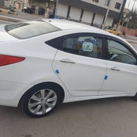 اكسنت 2014 خليجي مبدل فقط جاملغ وبنيد بدون ضرر السياره جاهزه كير ومحرك...