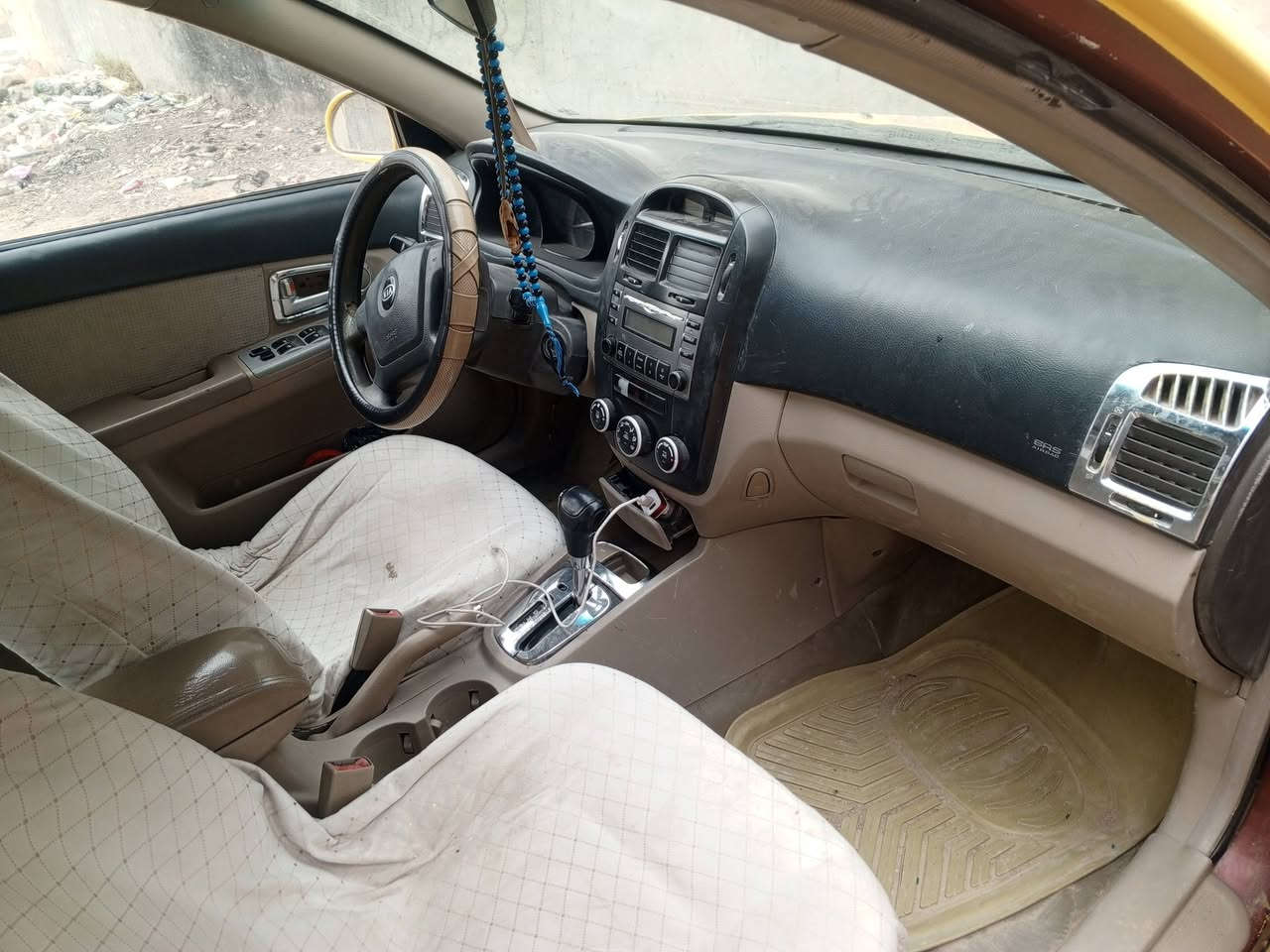 السلام عليكم سبكترا 2007بيها جاملغ أمامي رقم كربلاء مميز كير محرك مكفول تحويل مباشر جاهزه الف متصرف عليها نقصها بس تبريد مال شغل تخم تأير كهربائيات شغال كلها مكاني كربلاء ***********سعرها 73
