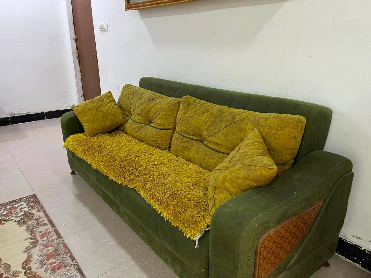 تخم قلاب اخووو جديد ديالى بعقوبه سعر ٦٠٠ مكان ،***********
