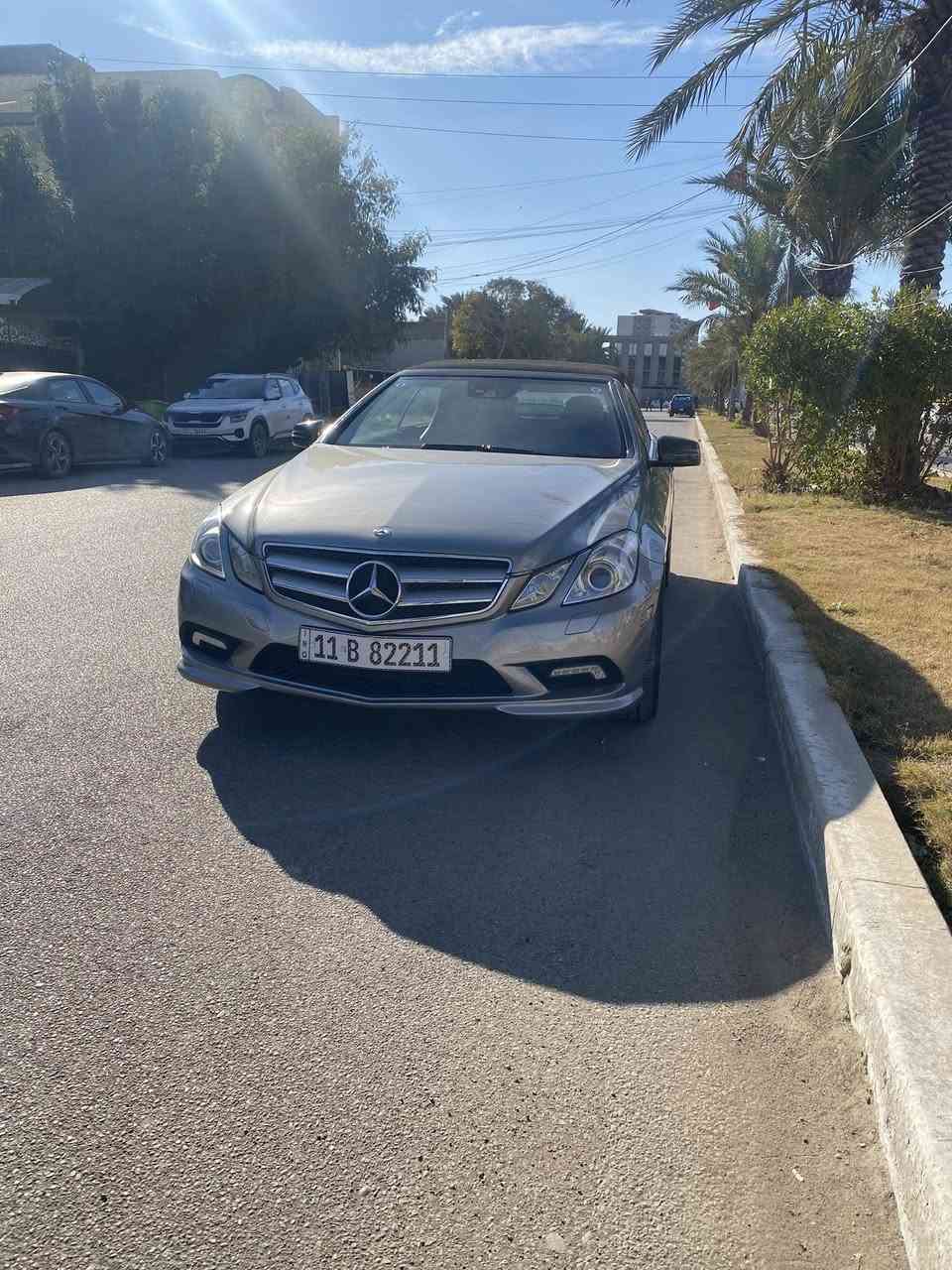Mercedes e550 amg 
السيارة amg 
يعني مو بس دعاميات وانما دبلات ادابتف كهربائي وفول مواصفات للاخير 
مكينة m273 تنفس طبيعي 
٣٨٨ حصان ستوك 
دفع خلفي
كير ومكينه نضيف ماشيه 93 mi 
حادث امريكا جاملغ وباب وبالعراق صار بيها قطع صبغ اثر شخوط تخريب بدون معجون يعني تعبتر حزام 
رقمي بغداد الجديد ، هزة وسنوية جديدة باسمي
سعرها.  145 وبيها  مجال بسيط  
***********
