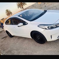 فورتي للبيع موديل ٢٢ حادث بسيط بدون ايرباك ماشيه ٨٤ استخدام قليل   تفا...