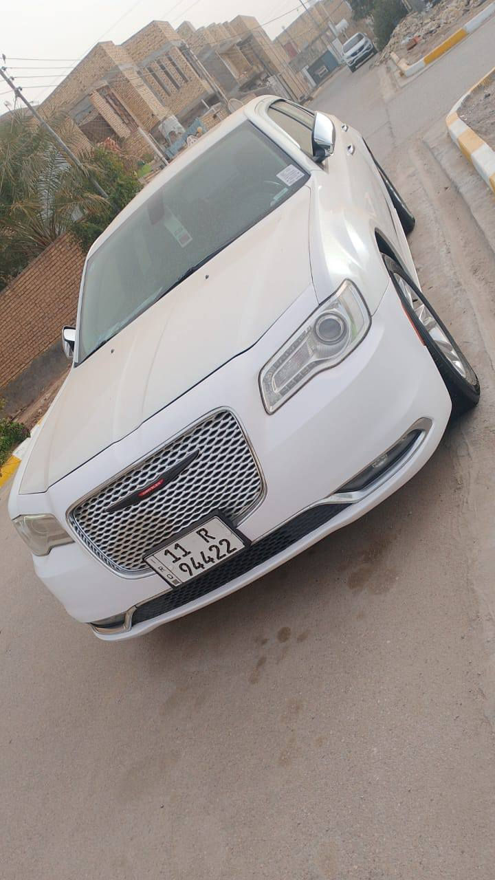 أوباما موديل 2017 مرمز 2022 رقم بغداد دولي الجديد بسمي السعر 195 ورقه وبيه مجال قليل السياره فول مواصفات 1/1 حادثه فقط جاملغ الامامي جهه السايق امبدل ابلادي بدون دواخل والباقي كفاله عامه شرط الفحص للاتصال ***********// العنوان ناصريه
