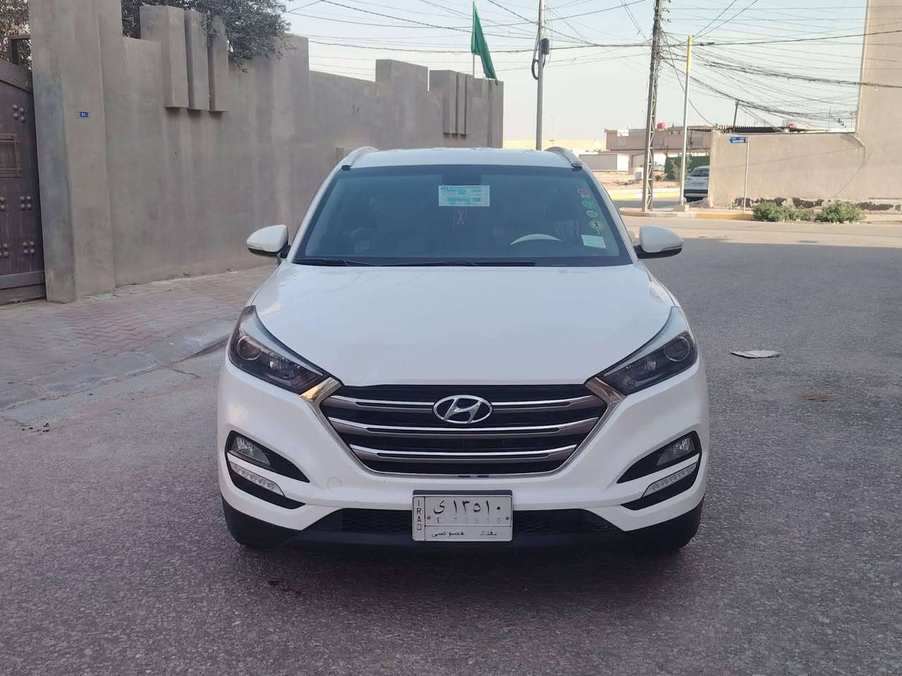 السلام عليكم سياره نوع توسان خليجي موديل 2017 السياره جديده كفاله عامه من ضربه وصبغ وتبديل كير مكينه حداديه تبريد كفاله عامه الاسبير مانازل السياره ماشيه100 كلش نضيفه مال بيت تحويل مباشر بسمي العنوان كربلاء السعر168رقم الهاتف***********
