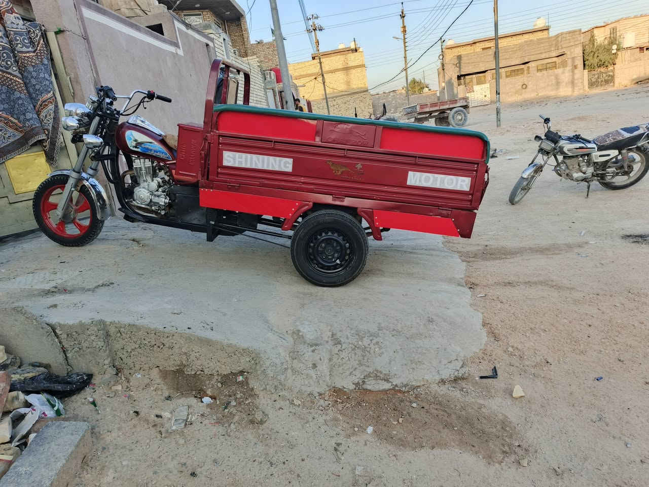 السلام عليكم ستوته البيع مديل 16 معمره 25 اوراق اصولي بسمي مكاني كربلاء حي النضال الشاصي بي باجي تقويه السعر مليون وربع مكلف بل نشر مامتواجد عله الفيس الستوته كله جديد***********
