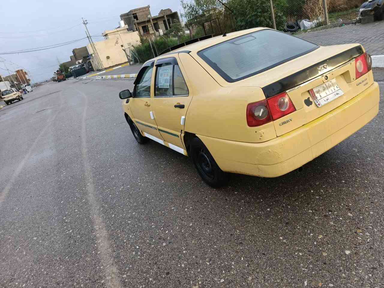 سلام عليكم شيري كوين للبيع موديل 2011 رقم بغداد مشروع وطني لل 28 مصفره هيئه وغرامات دفتر بنزين مكينه وكير وصدر تخم تاير كله بشرط كهربائيات سياره جاهزه من لدعاميه للدعاميه السعر 22  وبيها مجال بسيط للشراي العنوان كركوك رقم الهاتف ***********
